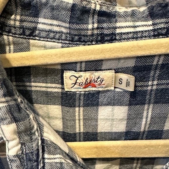 Faherty Blue and White Plaid Button Down Shirt​​ - Picture 2 of 7